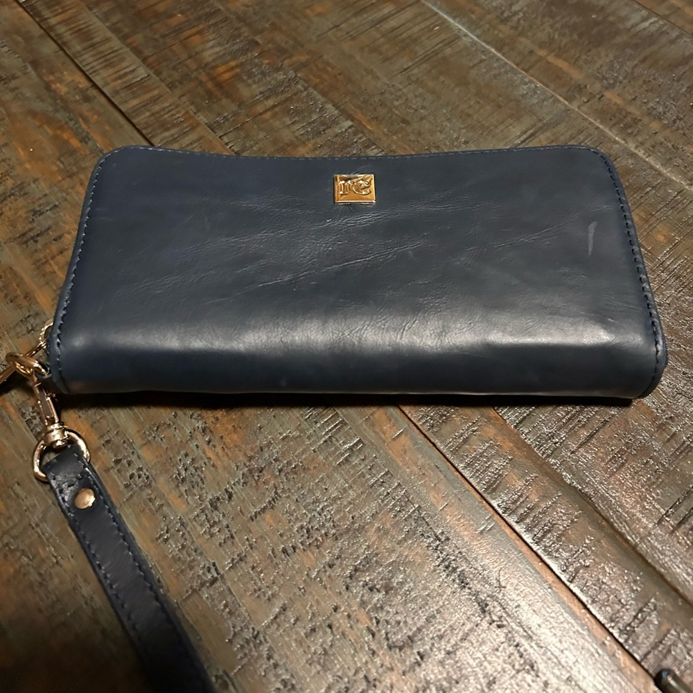 Budget Navy Wallet. Rachel Cruze brand.